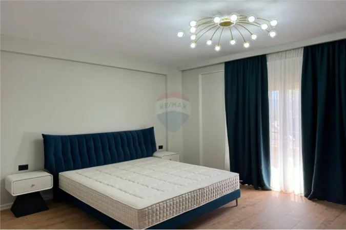 Tirane, jepet me qera apartament 2+1 Kati 2, 128 m² 1.000 € (Diga e Liqenit - Farke)