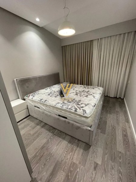 Tirane, jepet me qera apartament 3+1+Ballkon Kati 6, 160 m² 1.200 € (KODRA E DIELLIT)