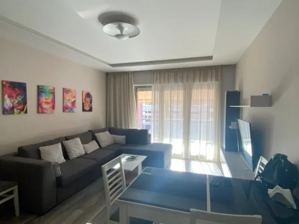 Tirane, shitet apartament 1+1+Ballkon Kati 7, 650 m² (Rruga e kavajes , kompleksi delijorgji)