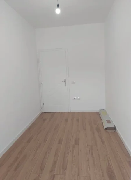 Tirane, shitet apartament 2+1 Kati 6, 116 m² 113.300 € (Fresku)