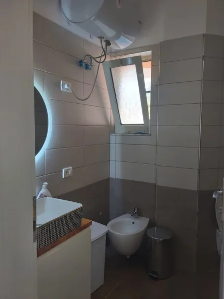 Tirane, shitet apartament 2+1 Kati 6, 116 m² 113.300 € (Fresku)