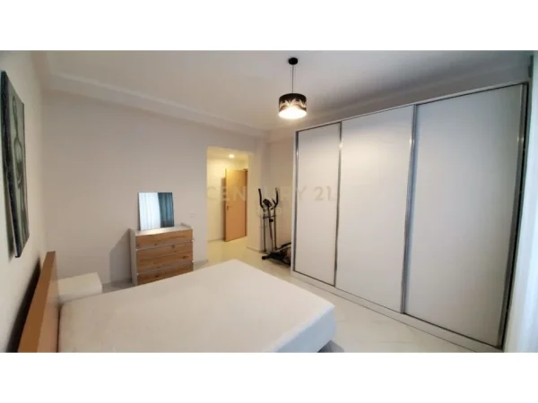 Tirane, jepet me qera apartament 1+1 Kati 1, 62 m² 400 € (Eduart Mano)