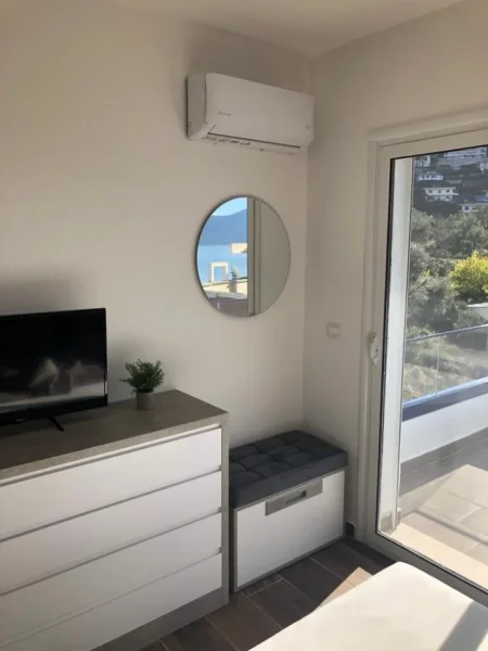 Vlore, shitet apartament 2+1 Kati 4, 140 m² 395.000 € (Vlore)