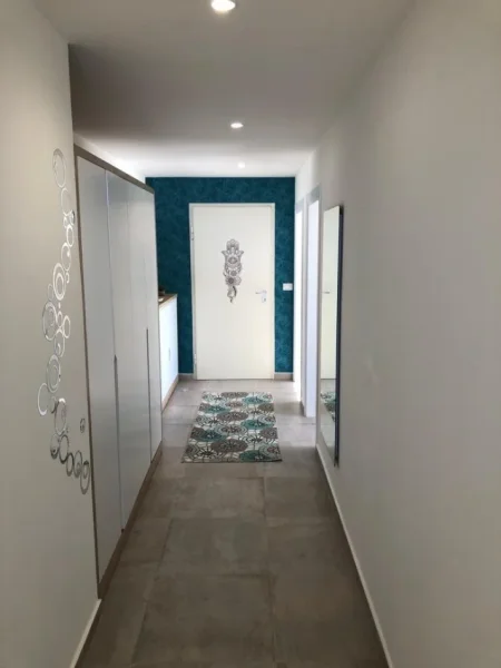 Vlore, shitet apartament 2+1 Kati 4, 140 m² 395.000 € (Vlore)