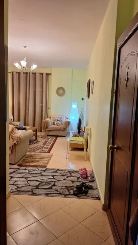 Tirane, shitet apartament 1+1+Ballkon Kati 7, 80 m² 98.500 € (Rruga Besim Alla)