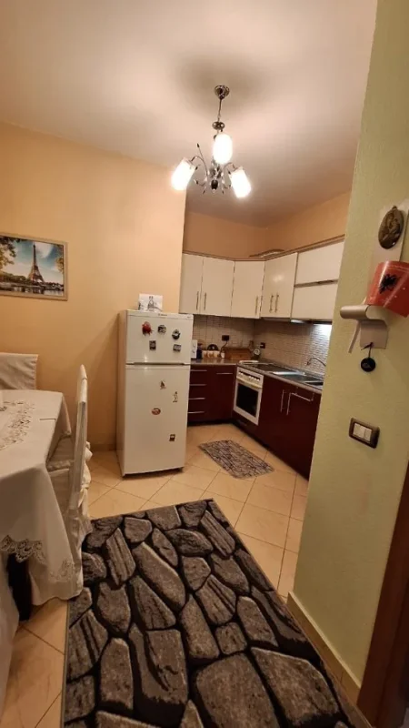 Tirane, shitet apartament 1+1+Ballkon Kati 7, 80 m² 98.500 € (Rruga Besim Alla)