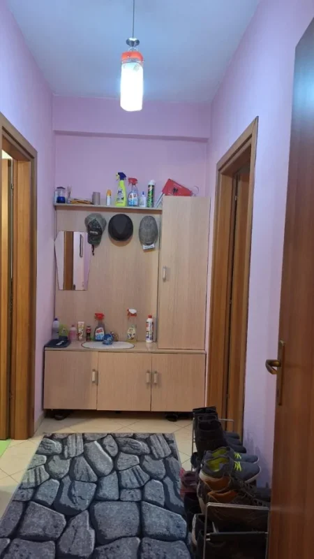 Tirane, shitet apartament 1+1+Ballkon Kati 7, 80 m² 98.500 € (Rruga Besim Alla)