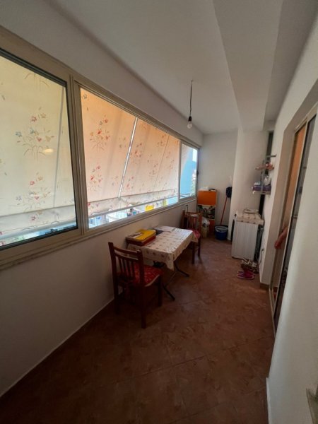 Tirane, jepet me qera apartament 1+1 Kati 2, 70 m² 400 € (Don Bosko)