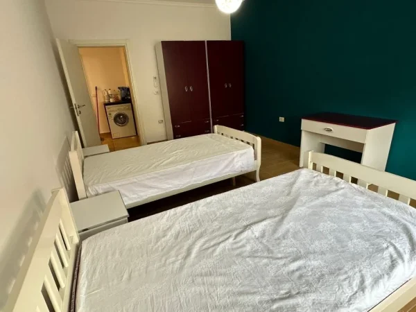 Tirane, jepet me qera apartament 2+1+Ballkon Kati 6, 99 m² 500 € (Astir)