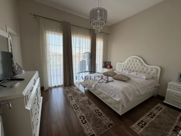 Tirane, shitet Vile 2 Katshe Kati 0, 236 m² (kamez)