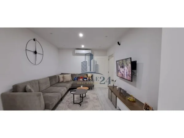 Tirane, shitet apartament 2+1+Aneks Kati 2, 103 m² 170.000 € (mine peza)