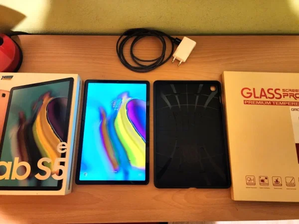 Tirane, shes Tablet Samsung Galaxy Tab S5e