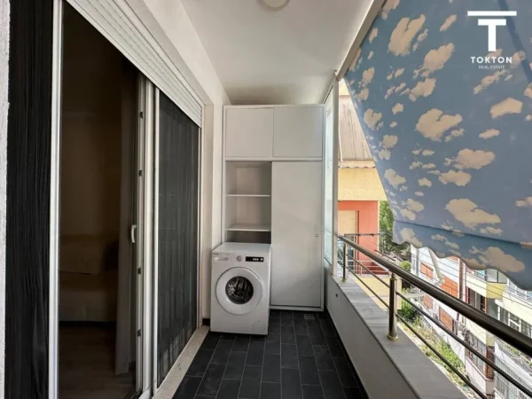 Tirane, shitet apartament 2+1 Kati 3, 100 m² 150.000 € (Rruga e Teleferikut) TT 1053