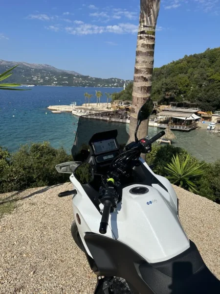 Tirane, shitet Tourer Honda Nt 1100, viti 2023, 7,000 Km, e bardhë, 18.001 €, Blere me zero Km tek Honda