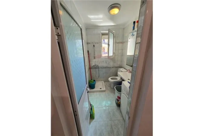 Tirane, shitet apartament 1+1 Kati 3, 50 m² 88.000 € (Arkitekt Sinani - Hoxha Tasim - Xhamlliku, Shqipëri)