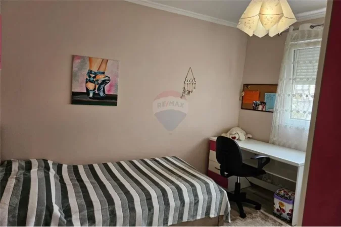 Tirane, shitet apartament 3+1 Kati 3, 110 m² 190.000 € (Rr. Mihal Grameno - Shkolla e Baletit - Tregu Elektrik, Shqipëri)