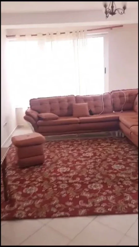 Tirane, jepet me qera apartament 2+1+Ballkon Kati 7, 100 m² 400 € (Astir , prane wellit)