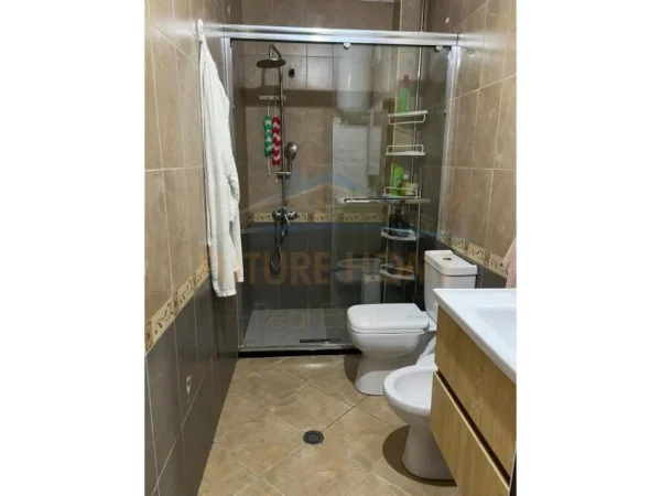 Durres Plazh, shitet apartament 1+1+Aneks+Ballkon , 77 m² 85.000 € (Pavarsia)
