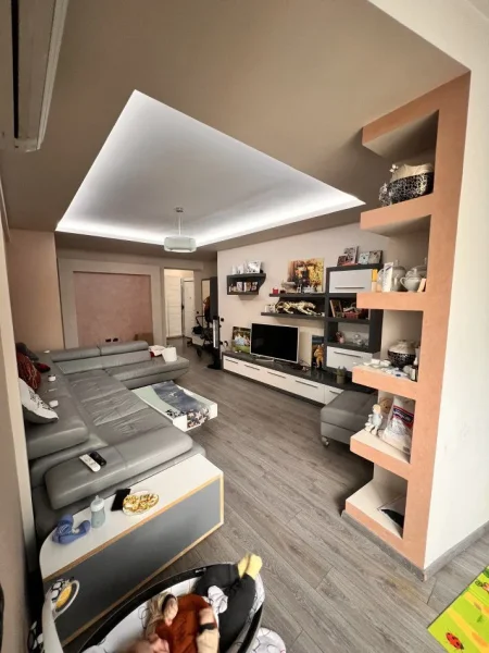 Tirane, shitet apartament 3+1+Aneks+Ballkon Kati 7, 156 m² 400.000 € (KOMUNA E PARISIT)