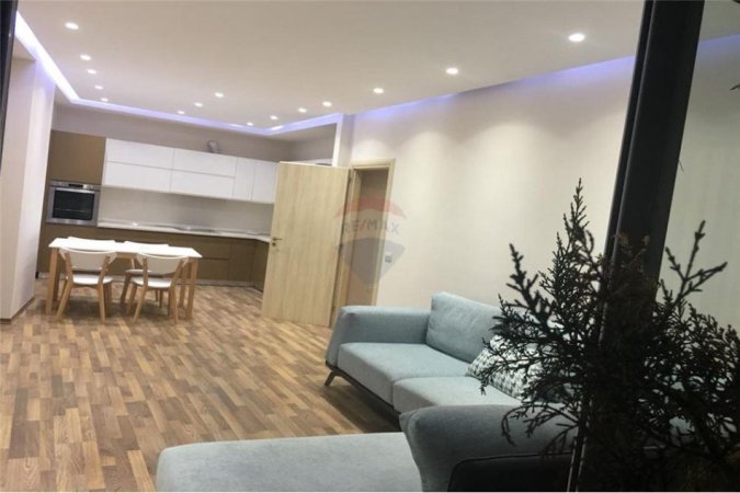 Tirane, jepet me qera apartament 2+1 , 114 m² 600 € (Rruga &quot; Aleksandri i Madh &quot; - Astir)