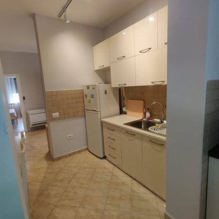 Tirane, jepet me qera apartament 2+1+Ballkon Kati 2, 73 m² 550 € (VASIL SHANTO)
