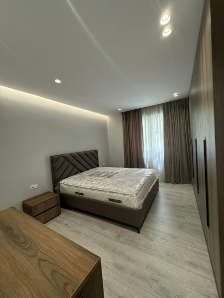 Tirane, jepet me qera Vile 3 Katshe Rruga Elbasanit