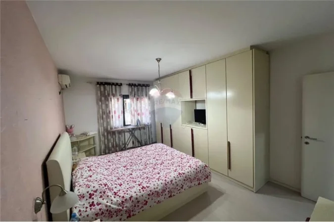Tirane, shitet apartament 2+1 Kati 4, 108 m² 230.000 € (Rr. Komuna e Parisit - Rr. Komuna e Parisit - Komuna e Parisit, Albania)