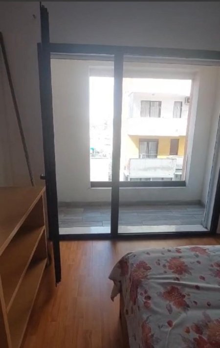 Tirane, jepet me qera apartament 2+1 Kati 5, 85 m² 700 € (Prokuroria e Tiranes)
