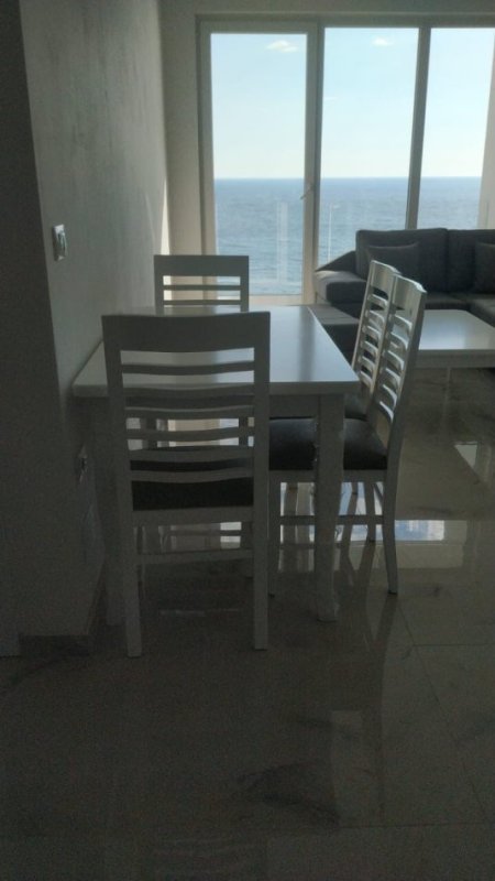 Lezhe Shengjin, jepet me qera apartament 2+1+Ballkon Kati 9, 60 m² 100 € (Rana e Hedhun)