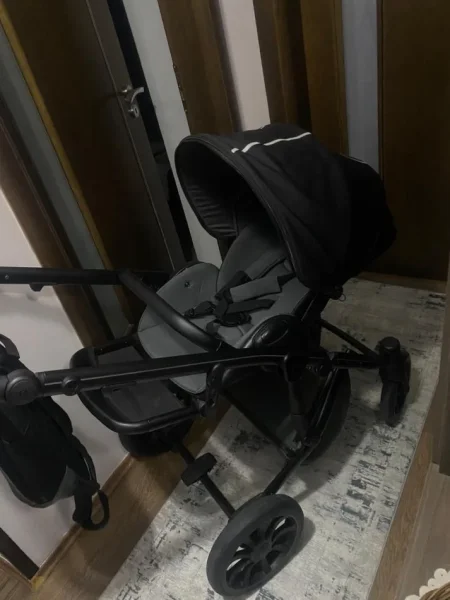 Shkoder, shes karroce per femije ne gjendje te re 600 €