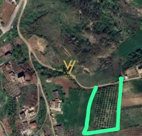 Kavaje, shitet toke , 4.500 m² 100.000 € (KAVAJË)