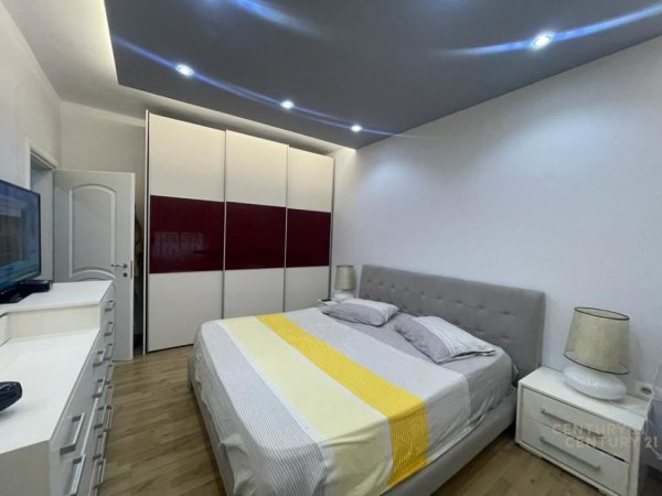 Tirane, jepet me qera apartament 2+1 Kati 2, 63 m² 600 € (Don Bosco)