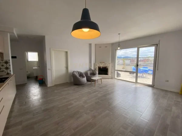 Tirane, shitet apartament 2+1+Aneks+Ballkon Kati 5, 160 m² 250.000 € (Xhamlliku)
