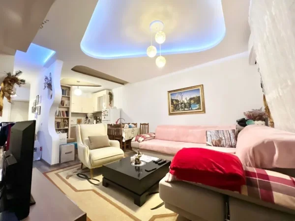 Tirane, shitet apartament , 96 m² 175.000 € 
