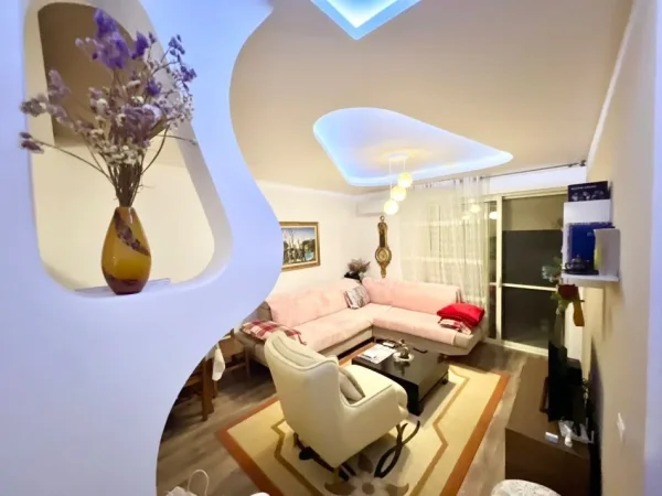 Tirane, shitet apartament , 96 m² 175.000 € 