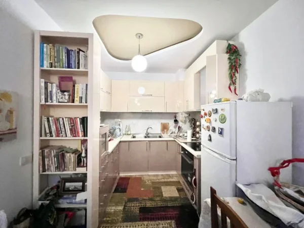 Tirane, shitet apartament , 96 m² 175.000 € 