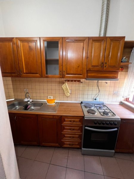 Tirane, jepet me qera apartament 2+1 Kati 3, 120 m² 450 € (Don Bosko)