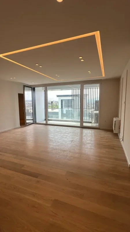 Tirane, shes apartament+verande | Penthouse 3+1+Aneks+Ballkon Kati 2, 154 m² 390.000 € 