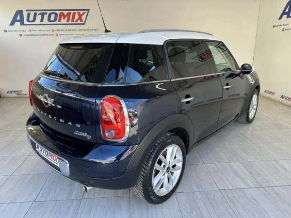 Tirane, shes makine MINI COOPER D COUNTRYMAN Nafte, blu automatik Klima 155.000 km 9.400 €
