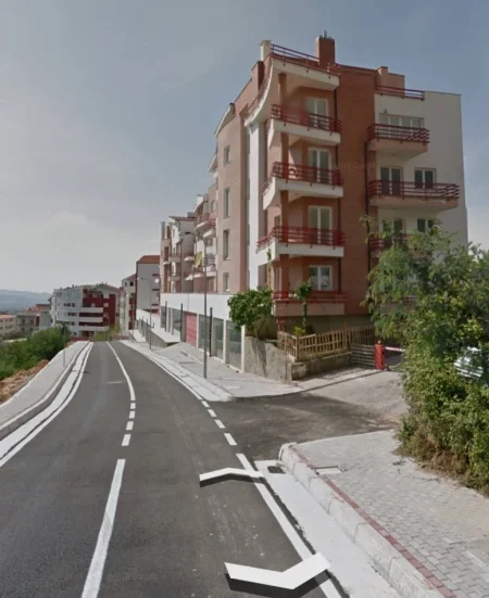 Shitet 2+1+2+2+Garazh, Kati 3, 123m², Lek 15,400,000 (Fresk/Linze, Rezidenca Trebicka)