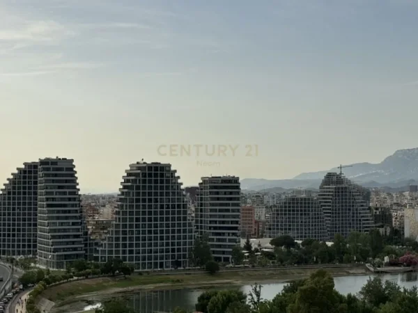 Tirane, shes apartament 2+1+Aneks+Ballkon Kati 3, 98 m² 215.000 € (Kopshtit Zoologjik/Liqeni i Thate)