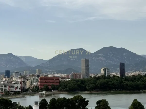 Tirane, shes apartament 2+1+Aneks+Ballkon Kati 3, 98 m² 215.000 € (Kopshtit Zoologjik/Liqeni i Thate)