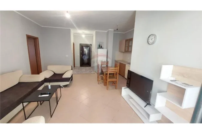 Tirane, jepet me qera apartament 1+1 Kati 3, 60 m² 450 € (Rruga Bill Klinton - Komuna e Parisit, Shqipëri)