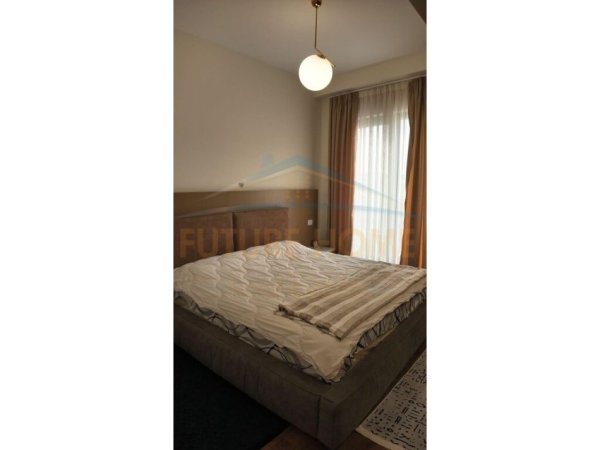 Tirane, shitet apartament 2+1+2 Kati 8, 132 m² 290.000 € (Pazari i Ri)