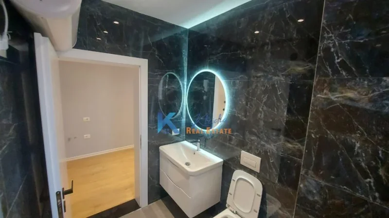 Tirane, shitet apartament 2+1 Kati 3, 80 m² 145.000 € (Ish Stacioni i Trenit, brenda Unazes)