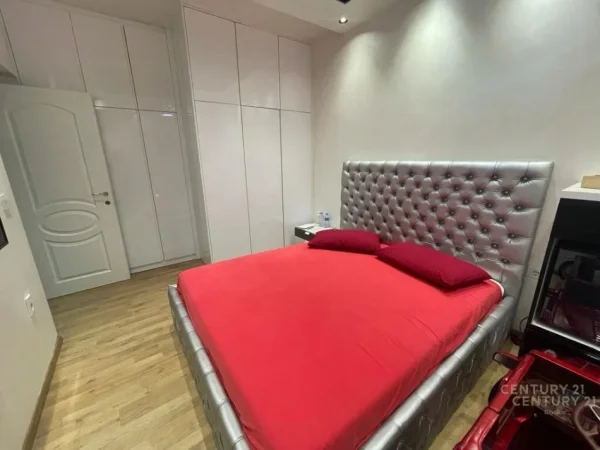 Tirane, shitet apartament 2+1 Kati 2, 63 m² (don bosko)