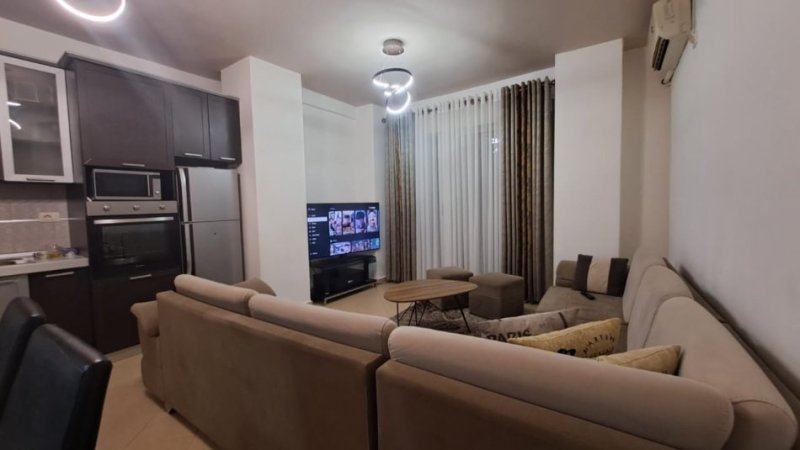 Tirane, shitet apartament 1+1+Ballkon Kati 1, 76 m² 76.250 € 