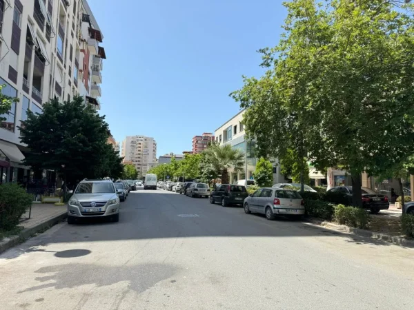 VLORE SHITEN 2 DYQANE  Kati 0, 80 m² Total (40+40) 192.000 € (Misto Mele)
