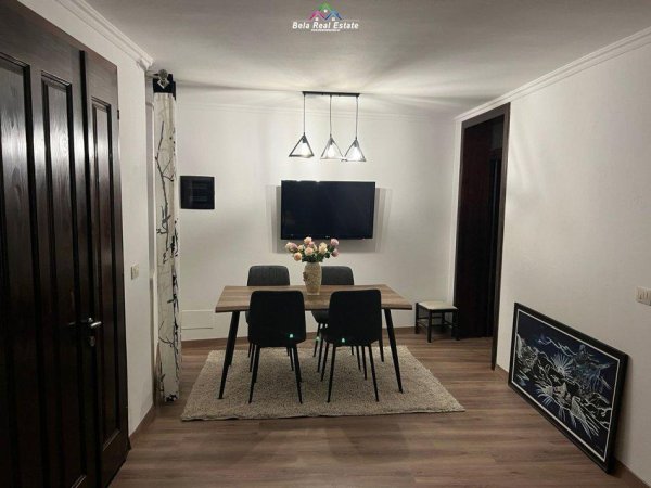 Tirane, jepet me qera apartament 2+1 Kati 1, 105 m² 750 € (qender)