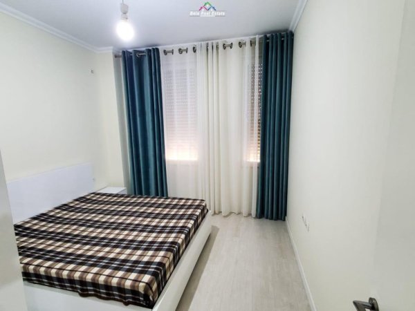 Tirane, jepet me qera apartament 1+1+Ballkon Kati 1, 60 m² 500 € (liqeni i thate)
